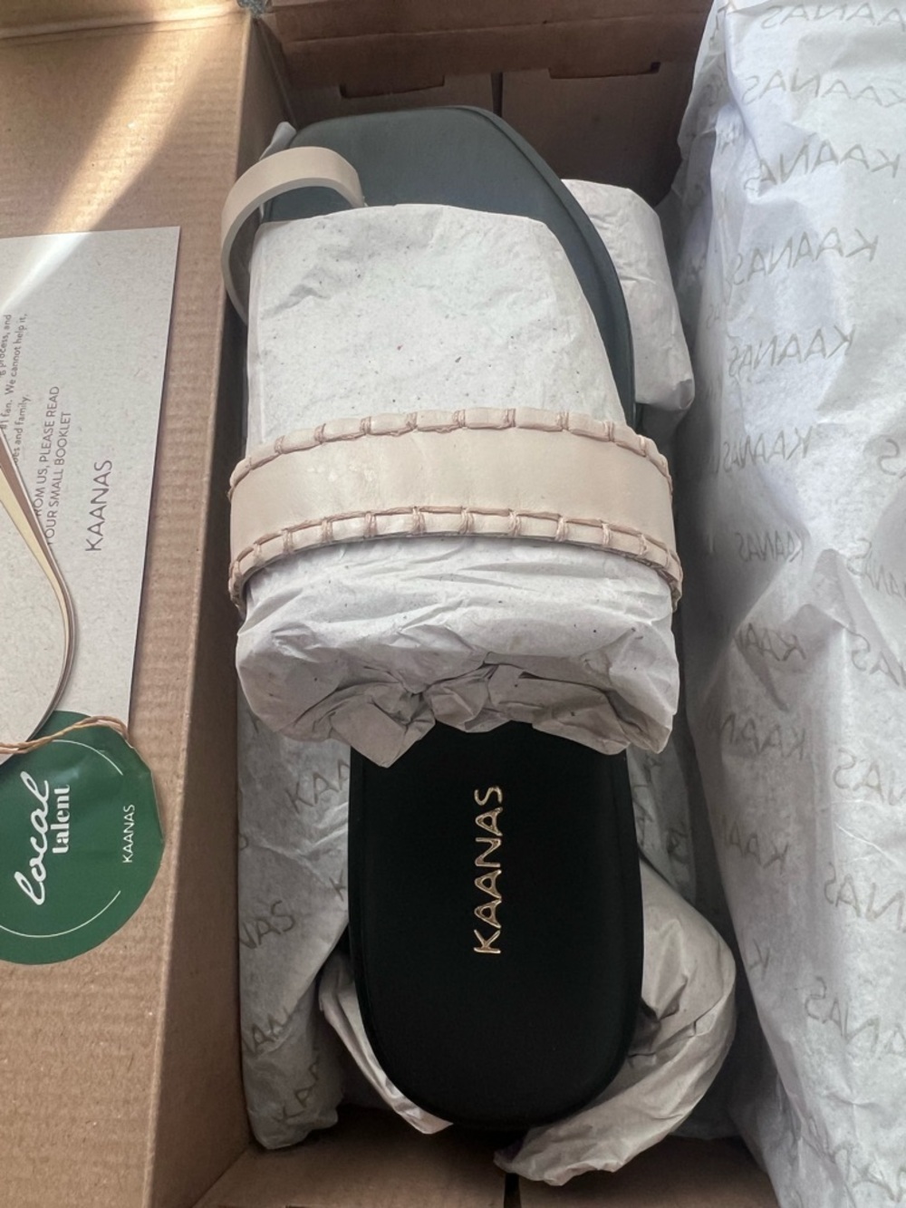 KAANAS Pirita Toe Ring Sandals NEW in box size 7 women’s MSRP $159 - Picture 7 of 9